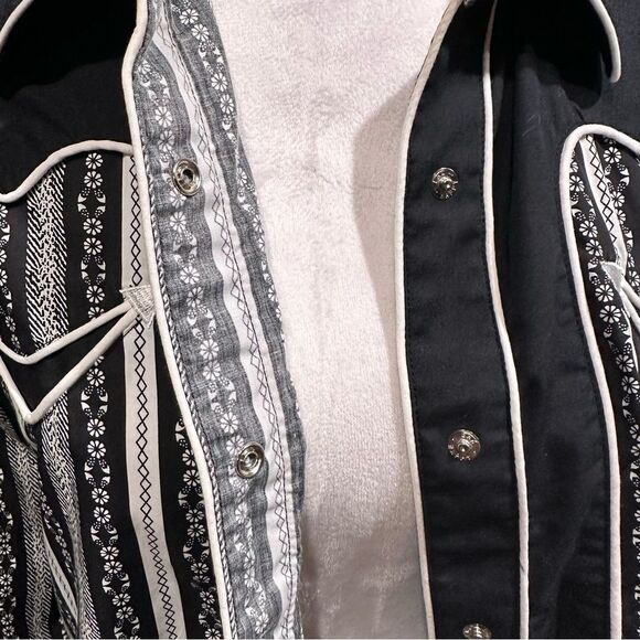 Panhandle Slim Black and White Western Button Down Size Medium - Picture 13 of 14